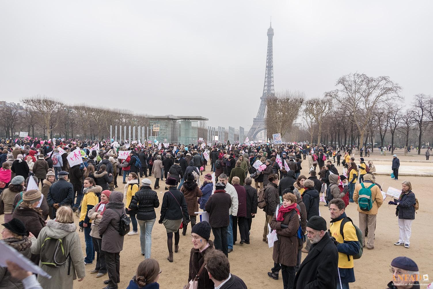 Manifestation pour tous - Le Champ-de-Mars est rempli